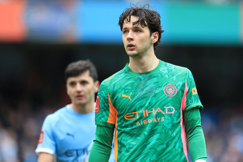 James Trafford kommt bei Manchester City nicht über die Rolle des Ersatztorhüters hinaus. Wechselt der Engländer nun zu 