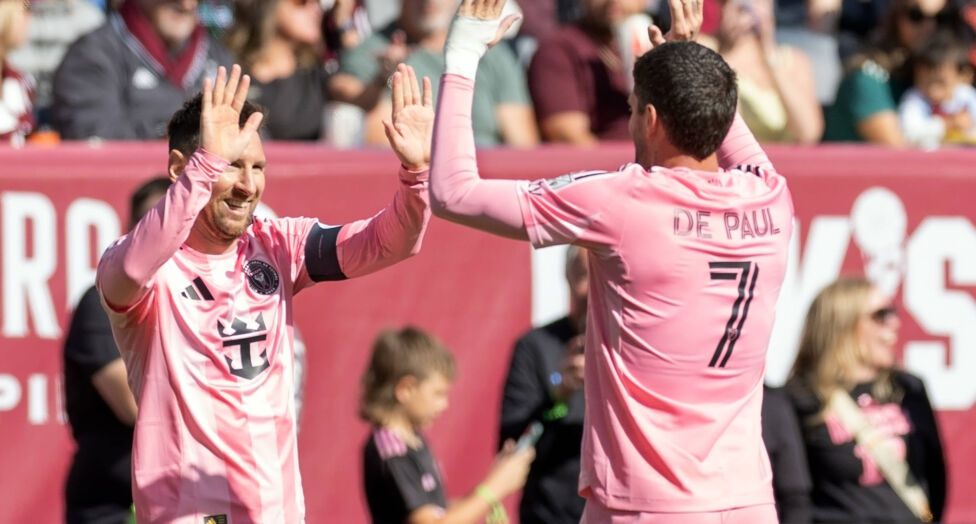 Messi glänzt bei Debüt von Trainer Hoyos