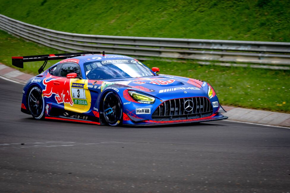 Max Verstappen hat auf der Nordschleife den Sieg deutlich verpasst. Der Niederländer war aufgrund technischer Probleme c