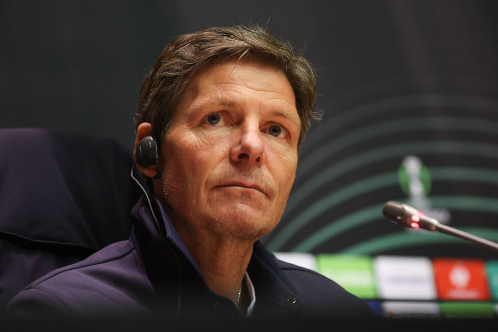 Drei von vier Halbfinal-Hinspielen der Europa League und Conference League heute live bei Sky. Alle Sendeinfos.