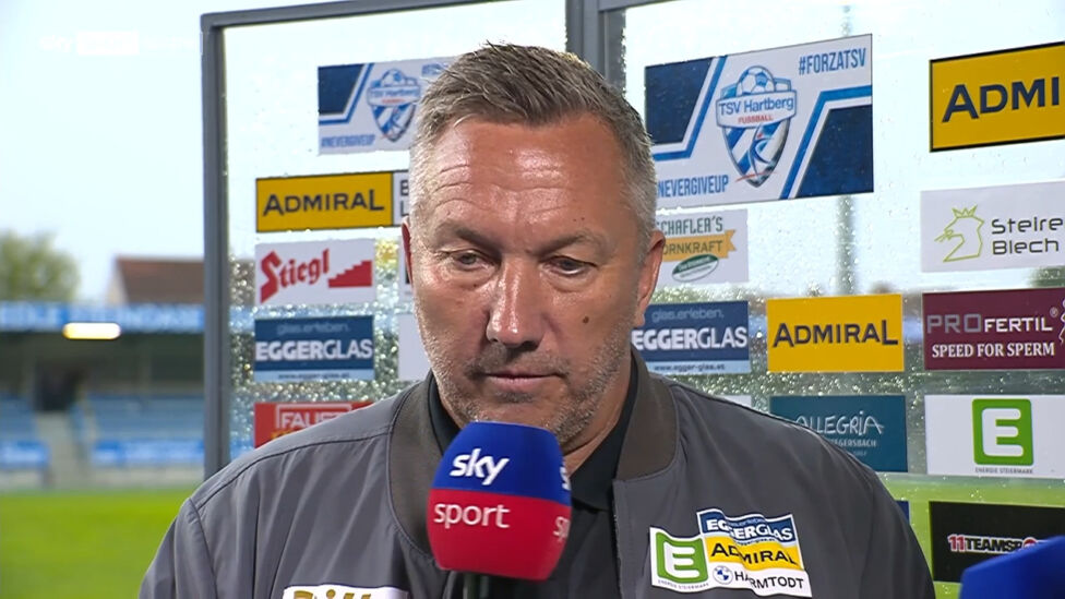 Hartberg-Coach Manfred Schmid hadert nach dem 2:2 gegen Rapid mit der Schiri-Leistung, mit dem Auftritt seiner Mannschaf