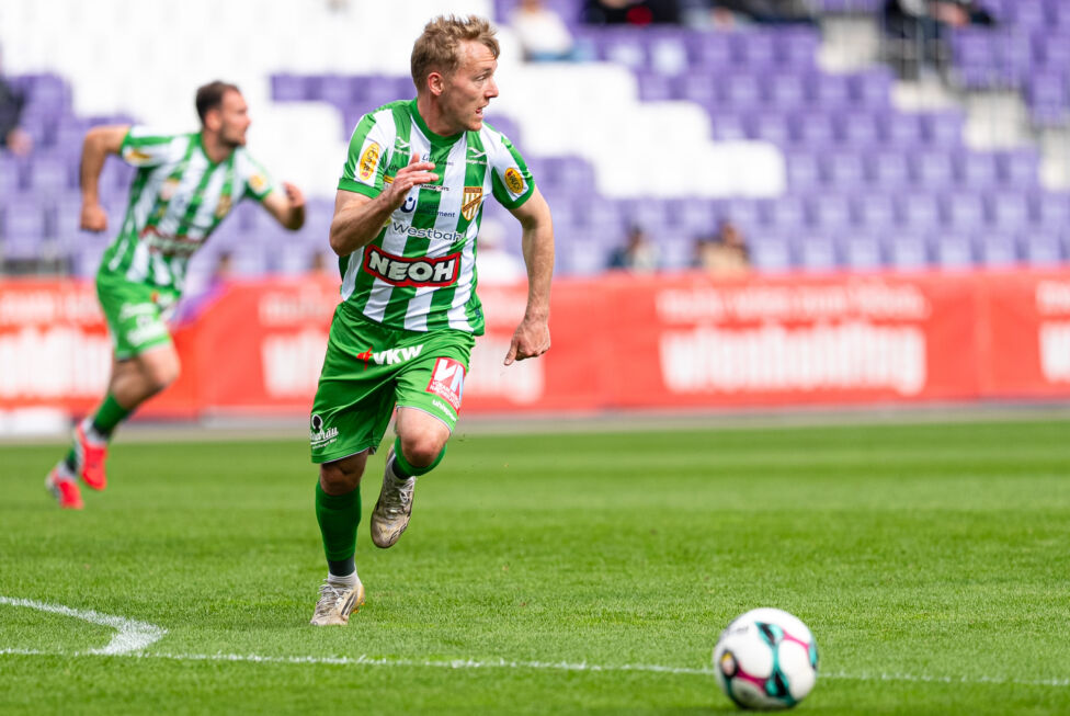 Austria Lustenau hat den Vertrag mit Fabian Gmeiner verlängert. Der 29-jährige Außenverteidiger bleibt dem Bundesliga-Au