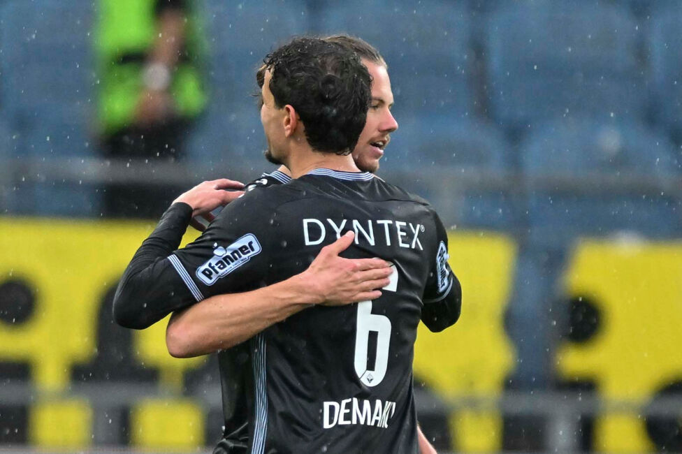 Der SCR Altach hat am Samstag in einer Regenschlacht beim GAK den Klassenerhalt in der ADMIRAL Bundesliga fixiert.