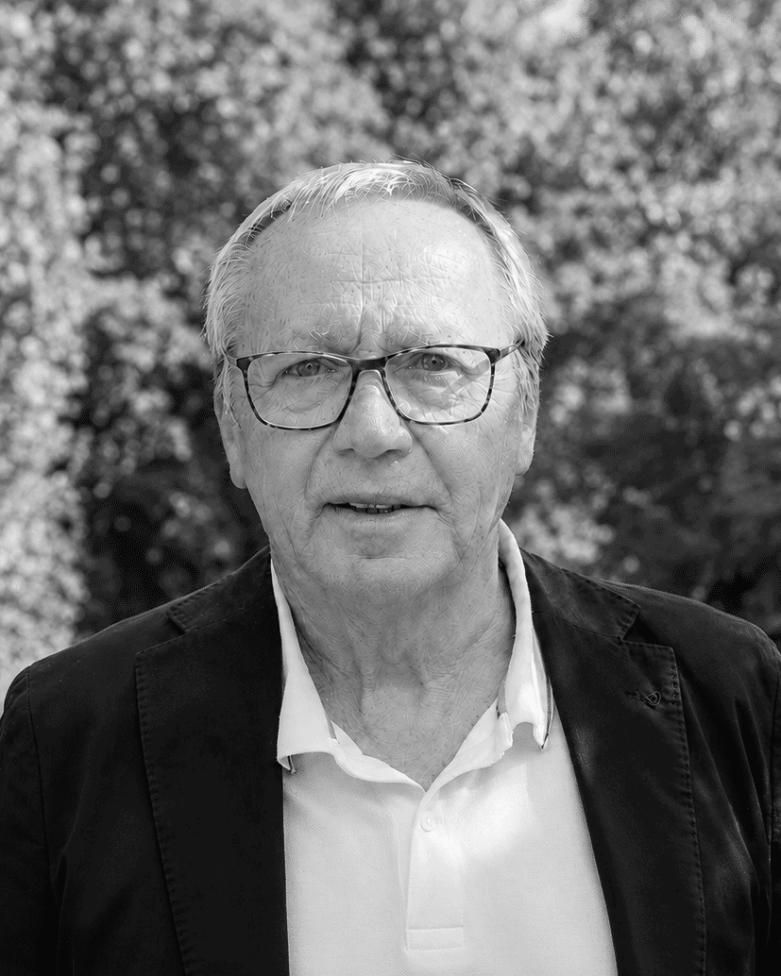 Die SV Ried trauert um ihren ehemaligen Präsidenten und Obmann Franz Mairinger.