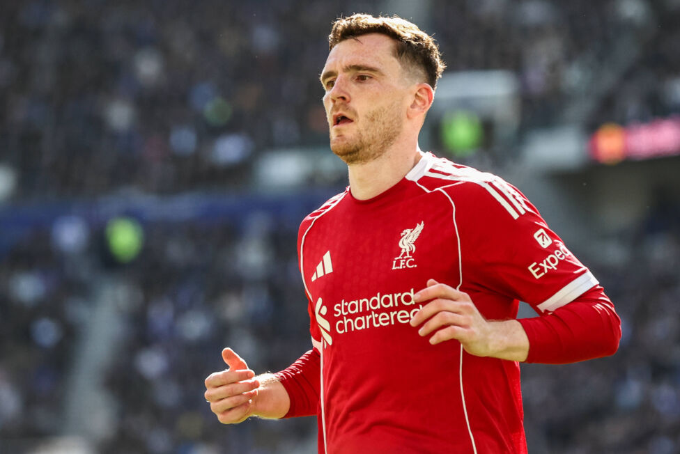 Laut Sky Italia hat Juventus einen Vorstoß in Richtung Andrew Robertson unternommen, um dem Interesse von Tottenham Hots