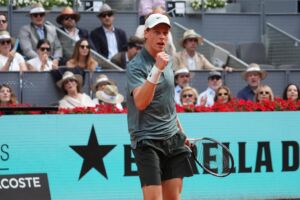 Jannik Sinner ist am Freitag ins Finale des Madrider Tennisturniers eingezogen und hat damit nun das Endspiel eines jede