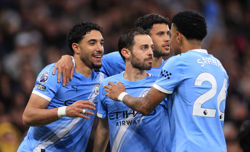 Sieg gegen Palace: Man City bleibt Arsenal weiter auf den Fersen