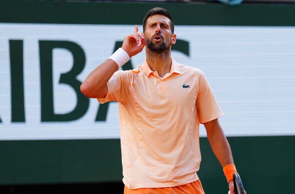 Djokovic nach Kraftakt in Runde drei