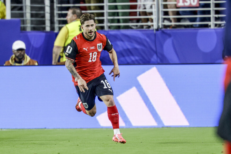 Mit 1,68 m misst Romano Schmid (Bild) noch ein, zwei Zentimeter weniger als Lionel Messi