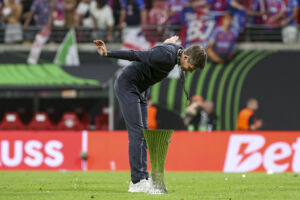 Trainer Oliver Glasner hat sich nach Saisonendemit einem offenen Brief an die Fans von Crystal Palace gewandt.