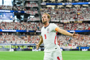 Historischer Doppelpack: Kane zieht mit Lineker gleich
