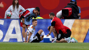 Sorge um DFB-Verteidiger Schlotterbeck: "Sieht nicht gut aus"