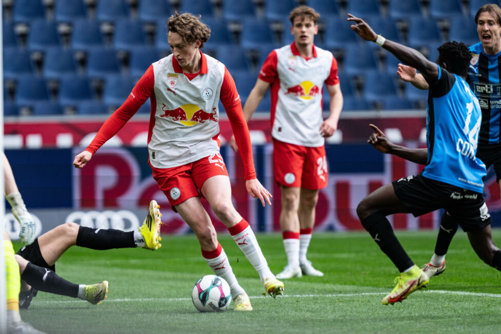 Valentin Sulzbacher setzt seine Karriere in den Niederlanden fort. Der 21-jährige Mittelfeldspieler verlässt Red Bull Sa