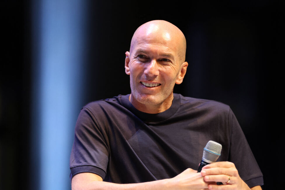 Zinédine Zidane ist neuer Nationaltrainer Frankreichs. Die internationale Presse spricht von einer "neuen Ära".
