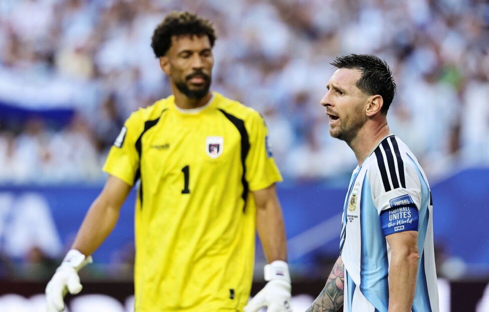 Eine Umarmung von Lionel Messi, Worte voller Anerkennung - und schon mischte sich zu diesem tiefen Schmerzgefühl bei Kap