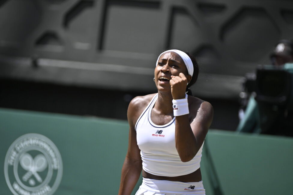 Gauff erste Halbfinalistin in Wimbledon Gauff, die 2023 bei den US Open und im vergangenen Jahr bei den French Open gewa