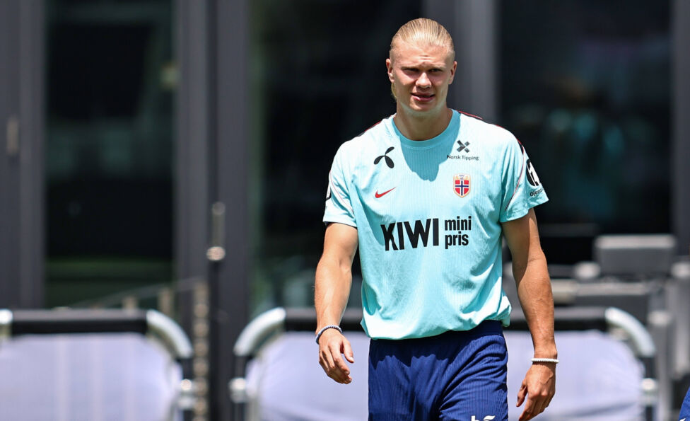 Die Fußballer von Norwegen um Erling Haaland (Bild) sind vor dem WM-Viertelfinale kurzfristig umgezogen. Nach nur einer 