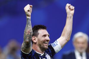 Der Fußball-WM-Titel wird am Sonntag (21.00 Uhr MESZ) in East Rutherford bei New York im Finale zwischen Spanien und Arg