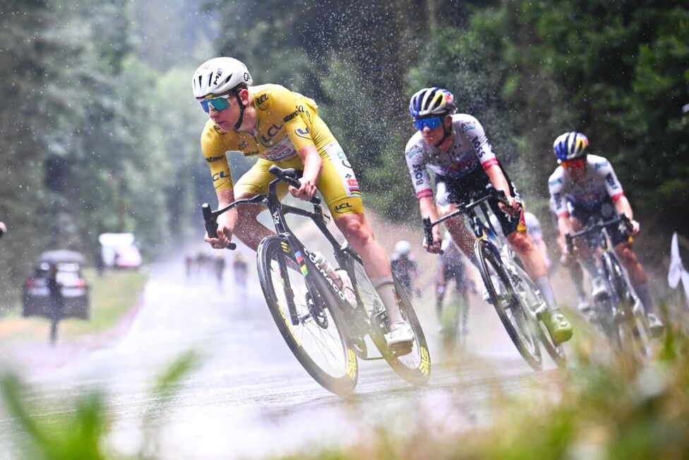 Rad-Superstar Tadej Pogacar hat seine Vormachtstellung bei der Tour de France erneut untermauert.