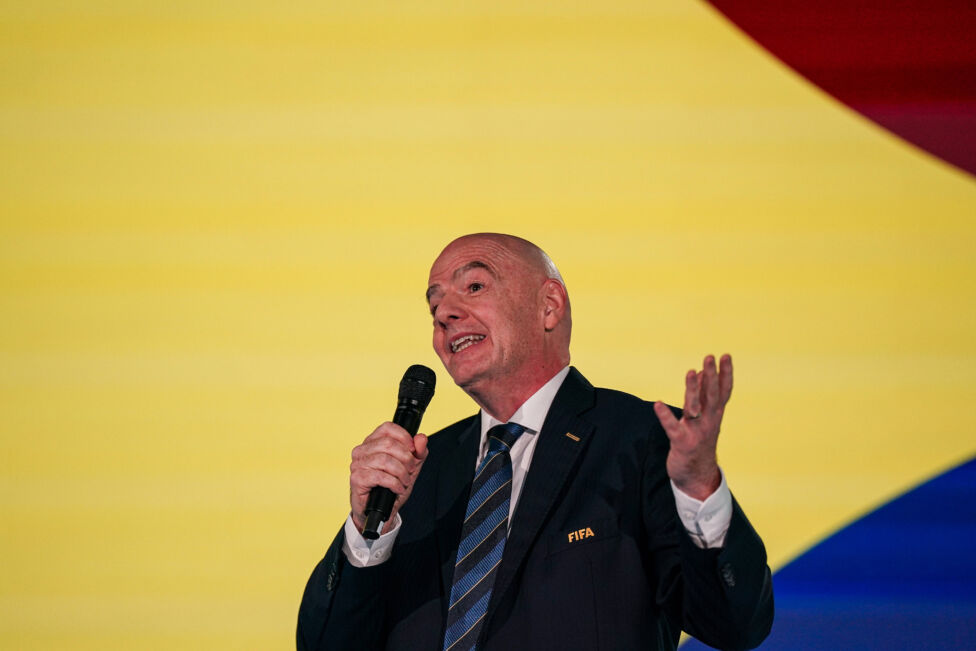 FIFA vor Zerreißprobe: Investorenpläne spalten den Weltfußball