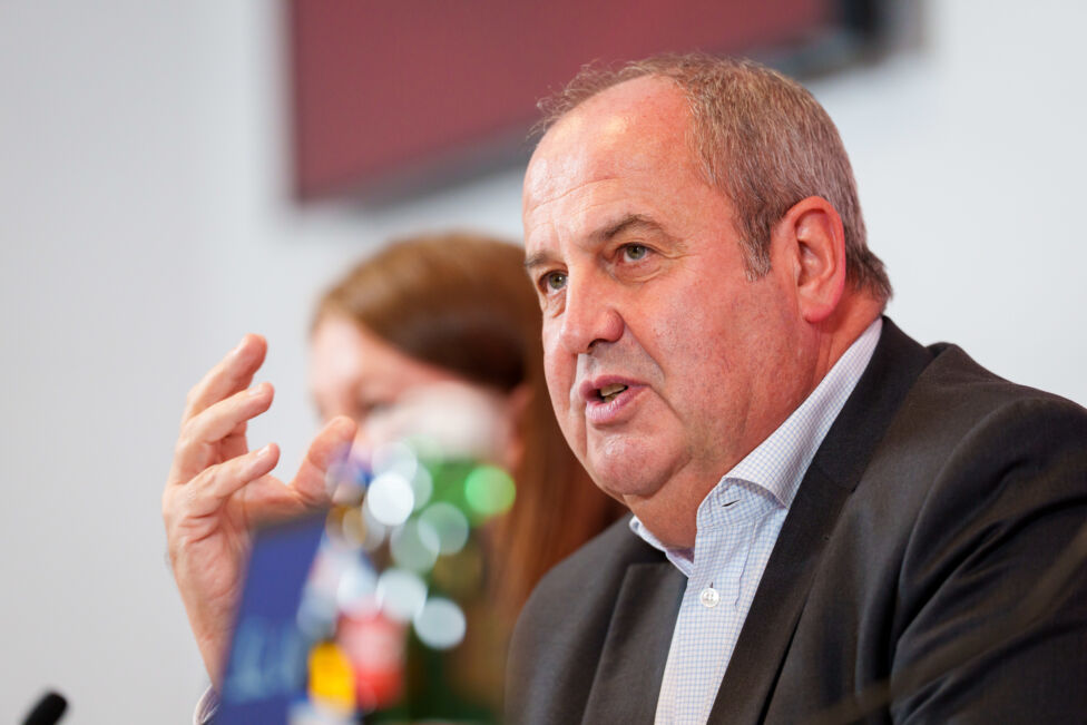 Vor zehn Tagen endete die Amtszeit von Peter Schöttel als ÖFB-Sportdirektor. Die Suche nach einem Nachfolger läuft auf H