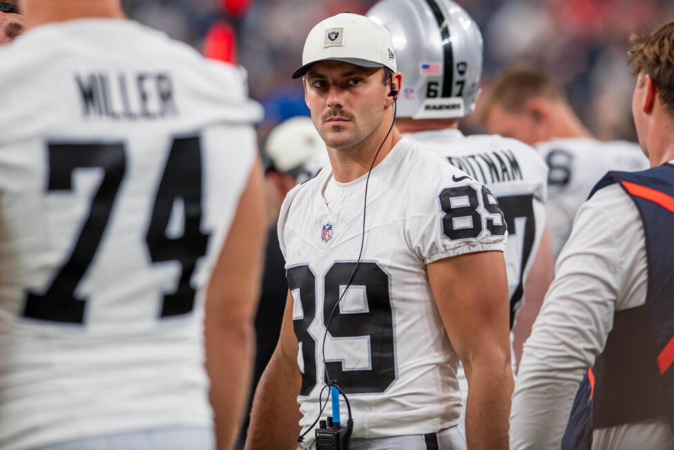 Brock Bowers steht vor seinem Saisondebüt für die Las Vegas Raiders