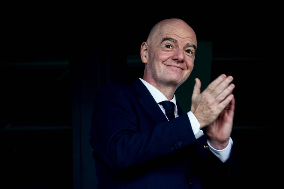 Im seit Wochen tobenden Machtkampf bei der FIFA ist der unter Druck stehende Präsident Gianni Infantino in die Offensive