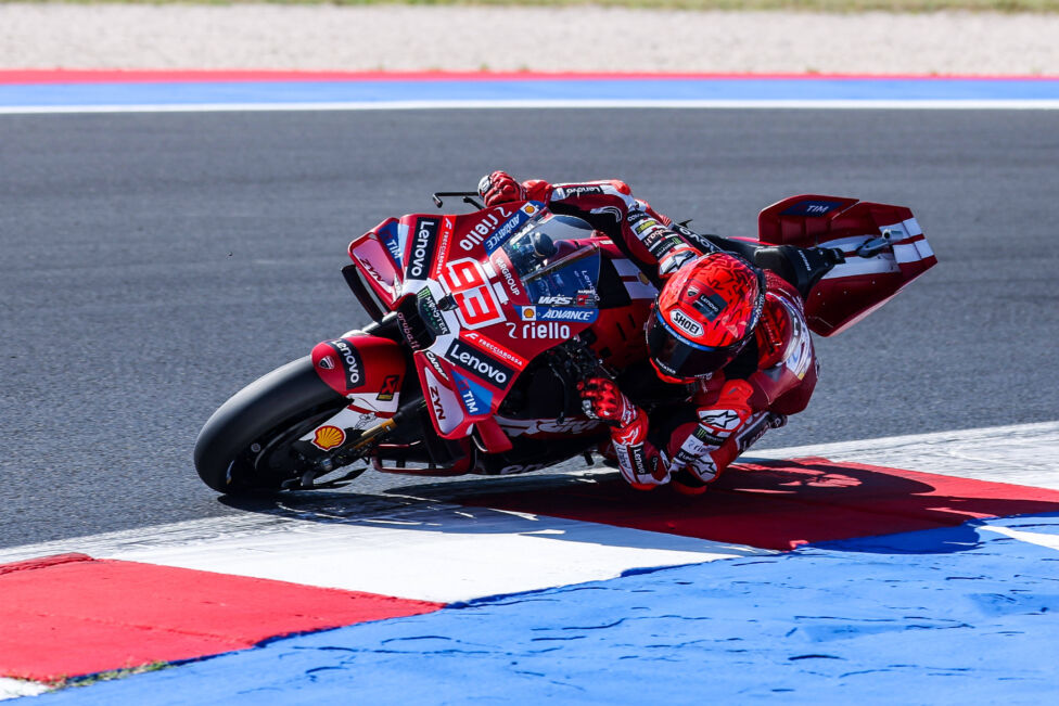 Motorrad-Superstar Marc Marquez hat den MotoGP-Sprint in Misano gewonnen.