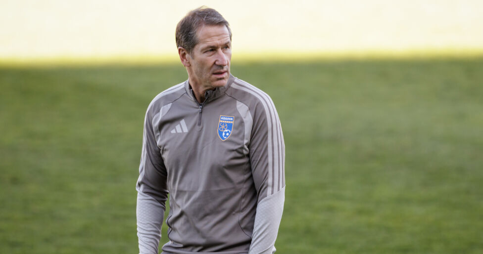 Rasen-Kritik von Rangnick: So reagiert Kosovo-Teamchef Foda