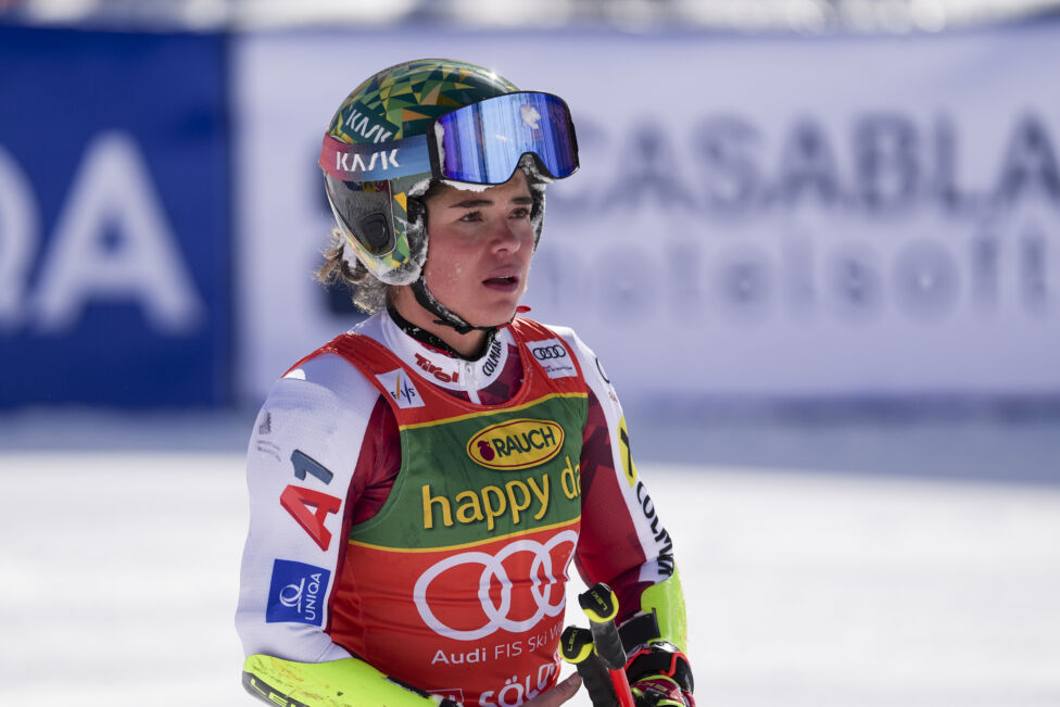 Julia Scheib kam beim Ski-Saisonauftakt in Sölden zu Sturz und spürte danach ihr Knie. Nun hat die 28-Jährige ein Update