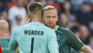 Werder-Stammgoalie verletzt - Chance für Schlager?