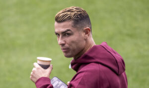 Cristiano Ronaldo hat die portugiesische Fußball-Nationalmannschaft kurz vor dem Auswärtsspiel in Dänemark mit einem Pri
