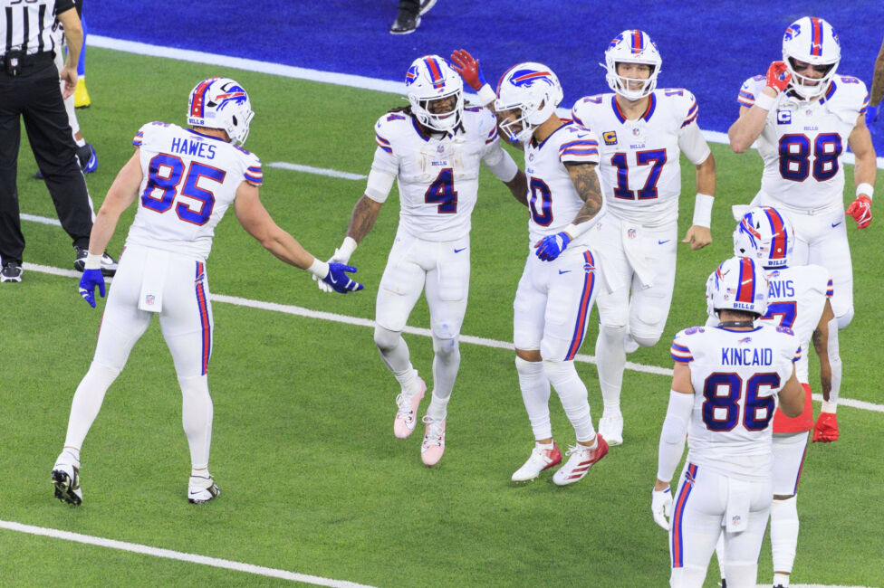 Bills gewinnen wilden Schlagabtausch bei den Rams