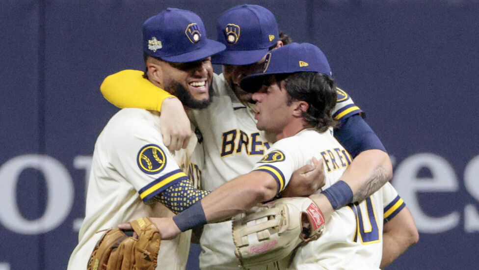 Die Milwaukee Brewers haben nach einer Aufholjagd auch das zweite Spiel der World Series in der Major League Baseball (M